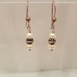 Pearl drop earring in Sterling